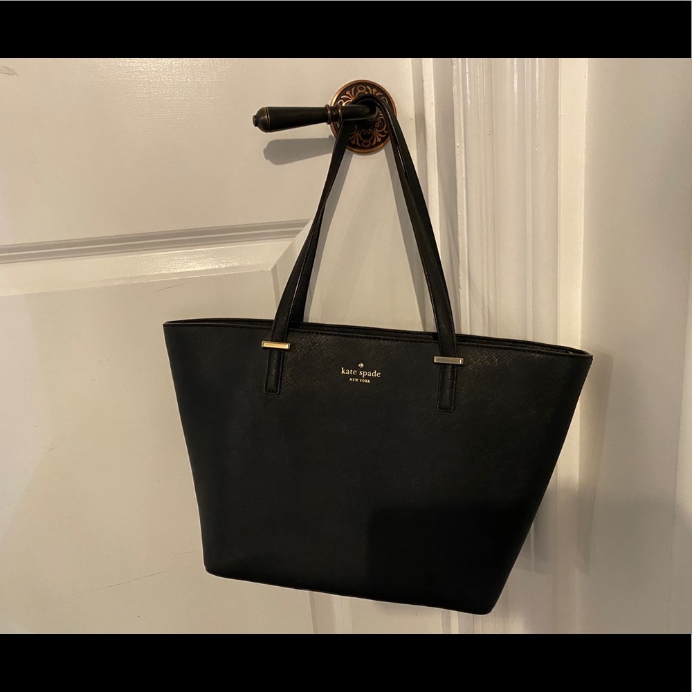 Kate spade classic back tote